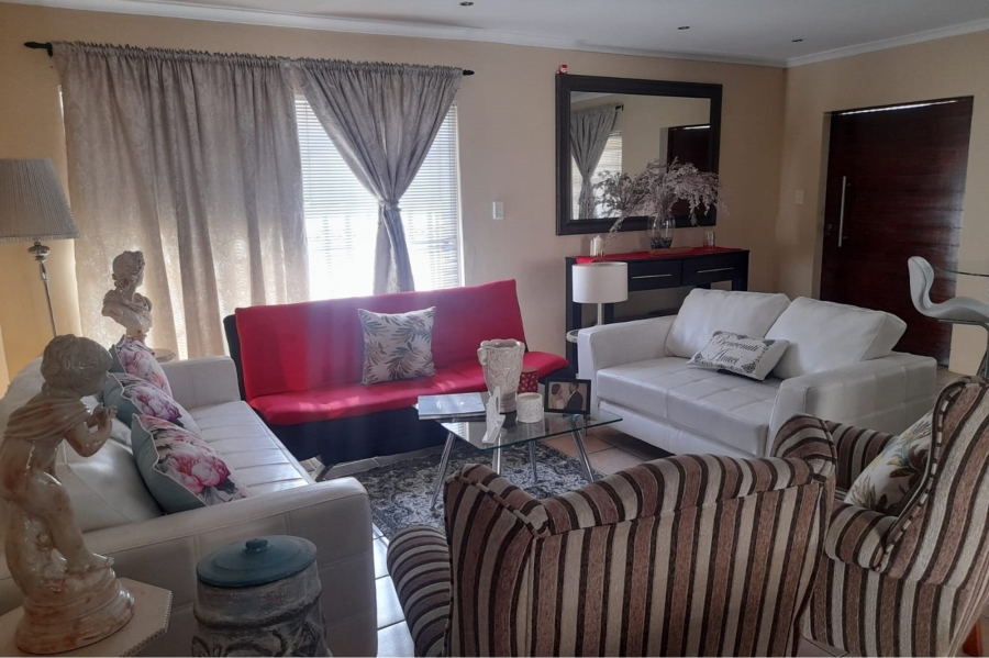 3 Bedroom Property for Sale in Vredelust Western Cape